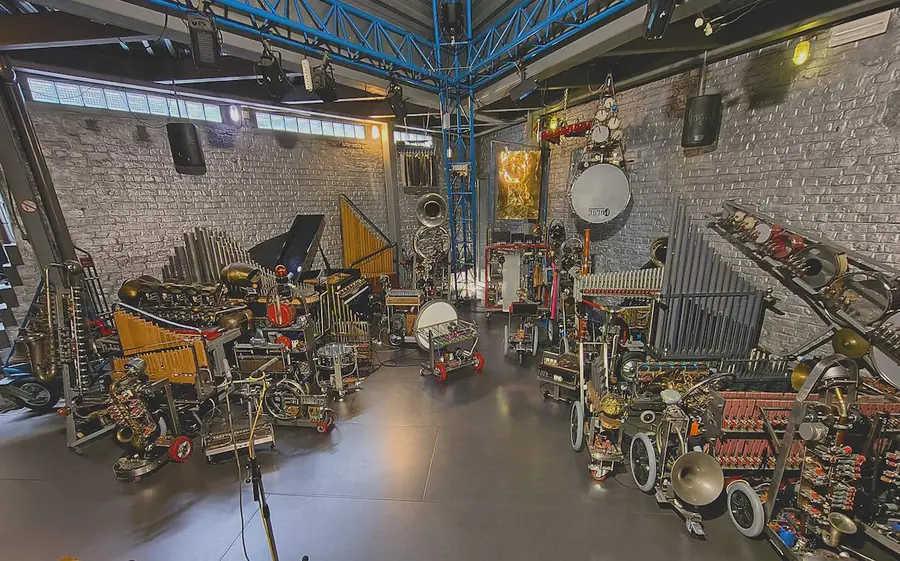 The Logos robot orchestra in the Tetraëder of the Logos Foundation